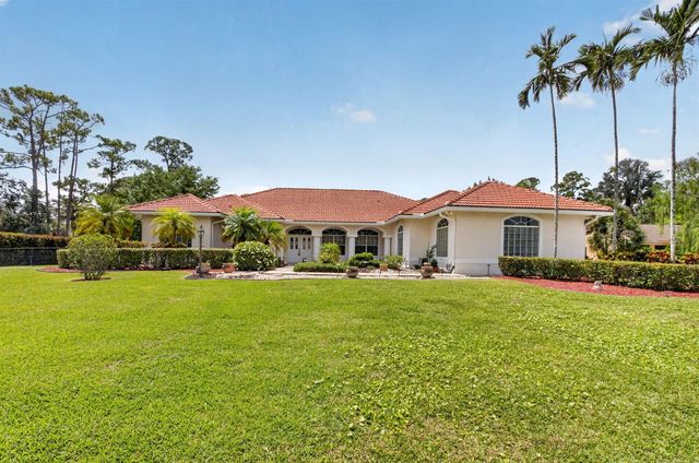 9774 Saddle Court, Lake Worth, FL 33467