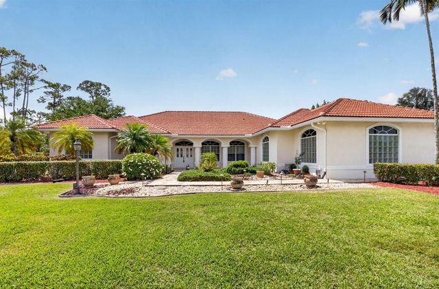 9774 Saddle Court, Lake Worth, FL 33467