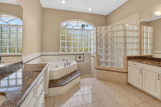 9774 Saddle Court, Lake Worth, FL 33467