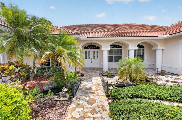 9774 Saddle Court, Lake Worth, FL 33467