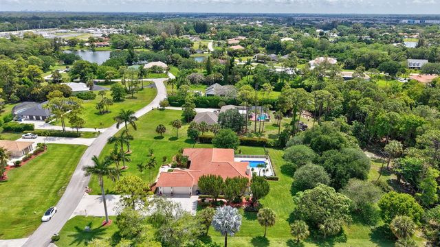 9774 Saddle Court, Lake Worth, FL 33467