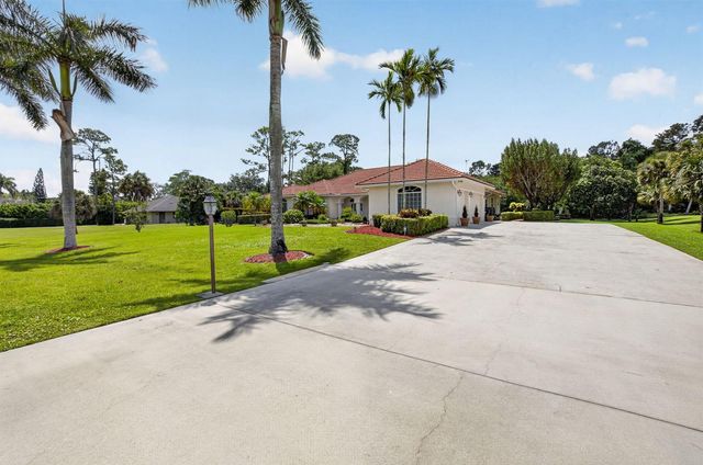 9774 Saddle Court, Lake Worth, FL 33467