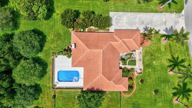 9774 Saddle Court, Lake Worth, FL 33467