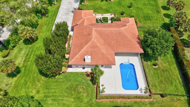 9774 Saddle Court, Lake Worth, FL 33467