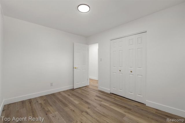 29492 Geraldine Drive, Warren, MI 48093