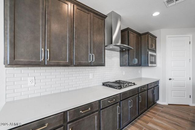 25109 N 171ST Avenue, Surprise, AZ 85387