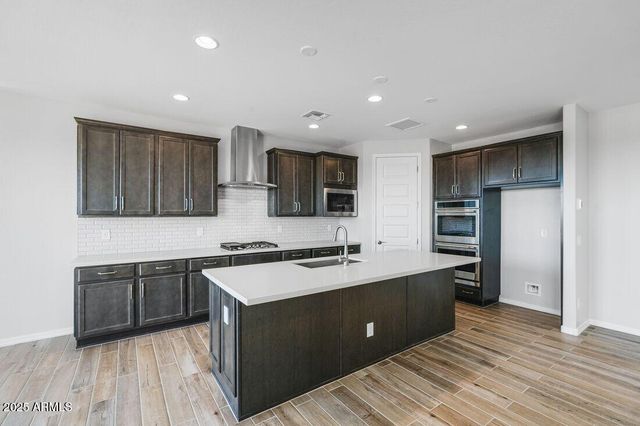 25109 N 171ST Avenue, Surprise, AZ 85387