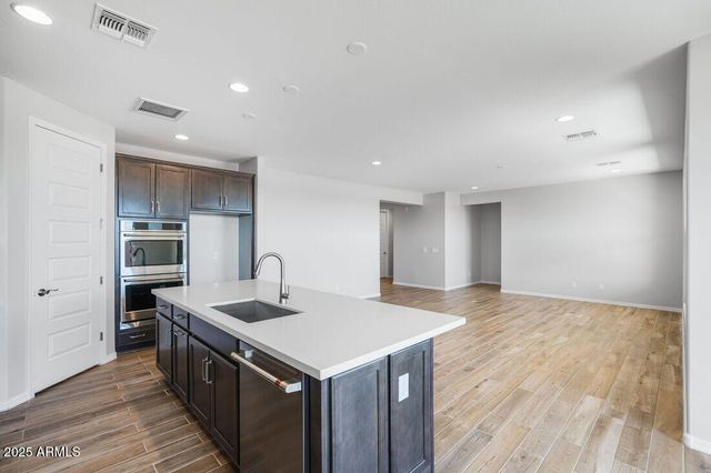 25109 N 171ST Avenue, Surprise, AZ 85387