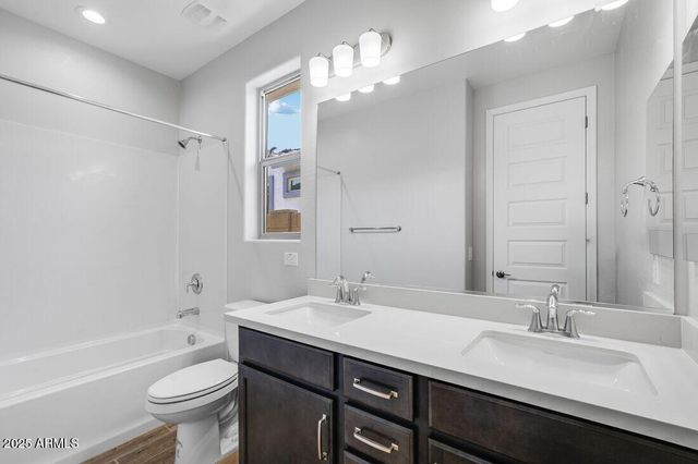 25109 N 171ST Avenue, Surprise, AZ 85387