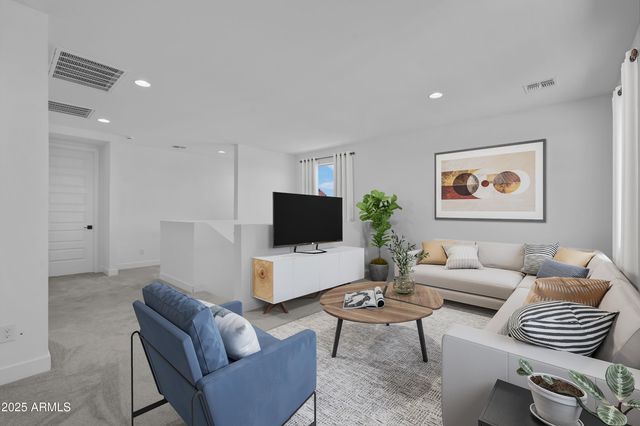 25109 N 171ST Avenue, Surprise, AZ 85387