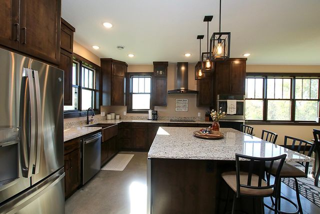 18496 Walden Avenue, Hutchinson, MN 55350