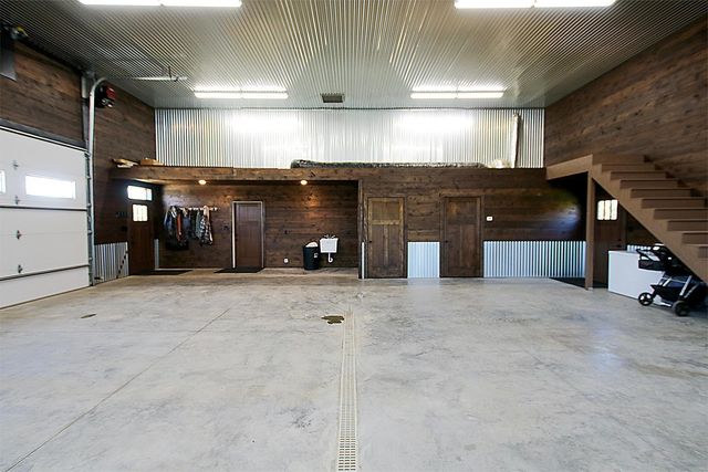 18496 Walden Avenue, Hutchinson, MN 55350