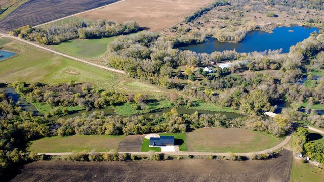 18496 Walden Avenue, Hutchinson, MN 55350