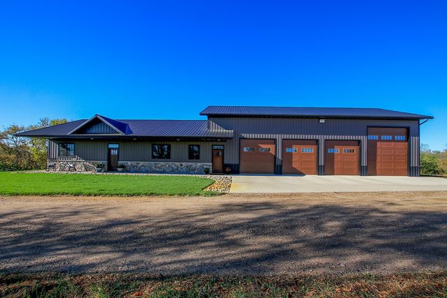 18496 Walden Avenue, Hutchinson, MN 55350