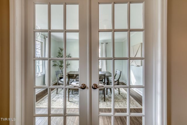 1607 Woodmont Drive, Johnson City, TN 37601