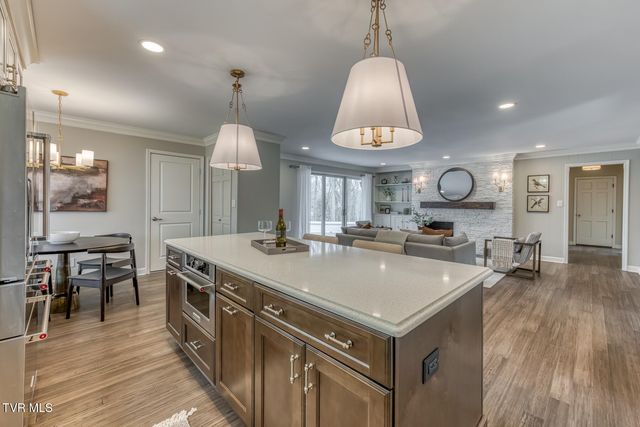 1607 Woodmont Drive, Johnson City, TN 37601