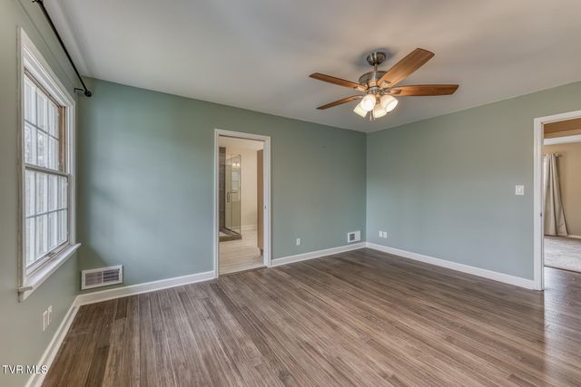 1607 Woodmont Drive, Johnson City, TN 37601