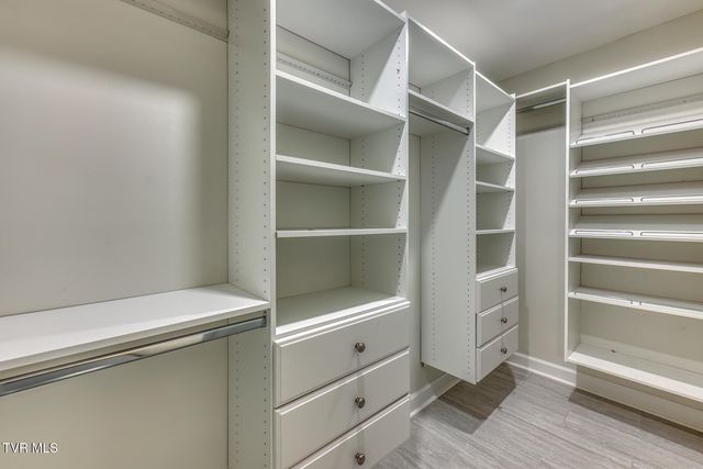 1607 Woodmont Drive, Johnson City, TN 37601