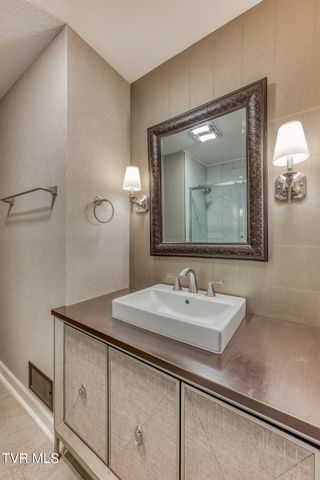 1607 Woodmont Drive, Johnson City, TN 37601