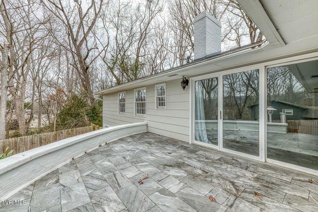 1607 Woodmont Drive, Johnson City, TN 37601