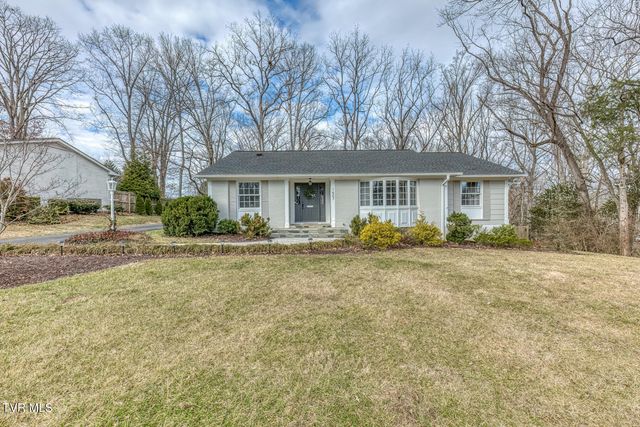 1607 Woodmont Drive, Johnson City, TN 37601
