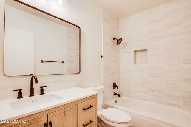 8080 E Speedway Blvd Unit 607, Tucson, AZ 85710