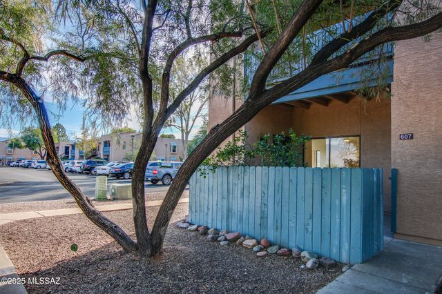 8080 E Speedway Blvd Unit 607, Tucson, AZ 85710