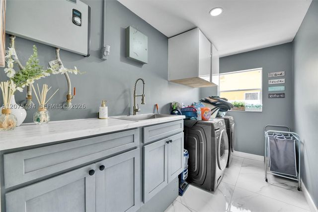 12064 NW 24th St, Coral Springs, FL 33065