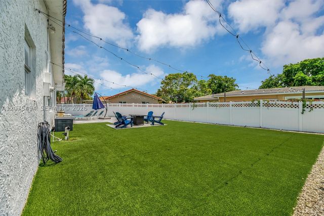 12064 NW 24th St, Coral Springs, FL 33065