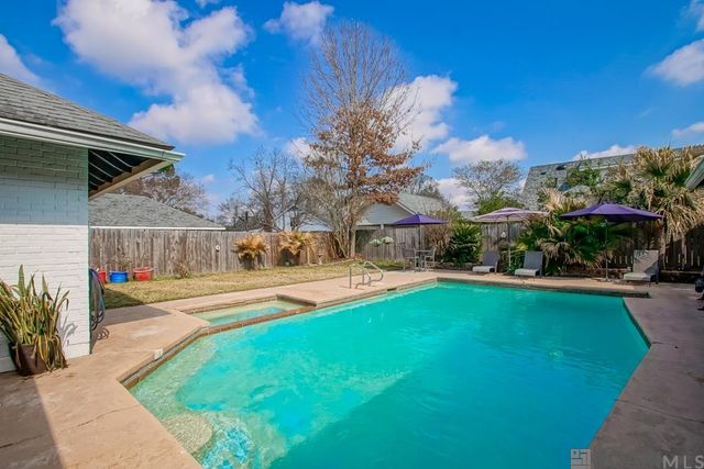 4626 Lake Lawford Ct, Baton Rouge, LA 70816