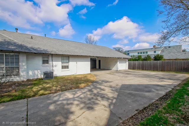 4626 Lake Lawford Ct, Baton Rouge, LA 70816