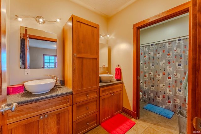 5132 N 600 W, Wabash, IN 46992