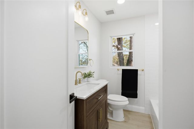 209 Pine Street, Seneca, SC 29678