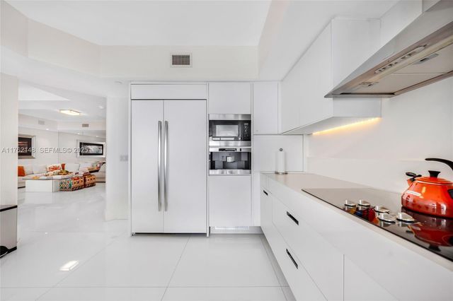 3301 NE 183rd Street 2406, Aventura, FL 33160