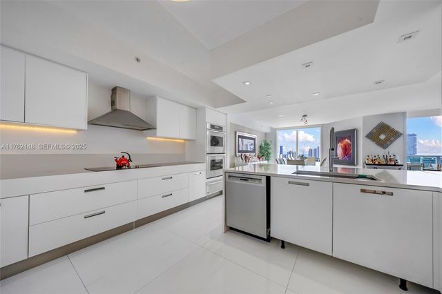 3301 NE 183rd Street 2406, Aventura, FL 33160