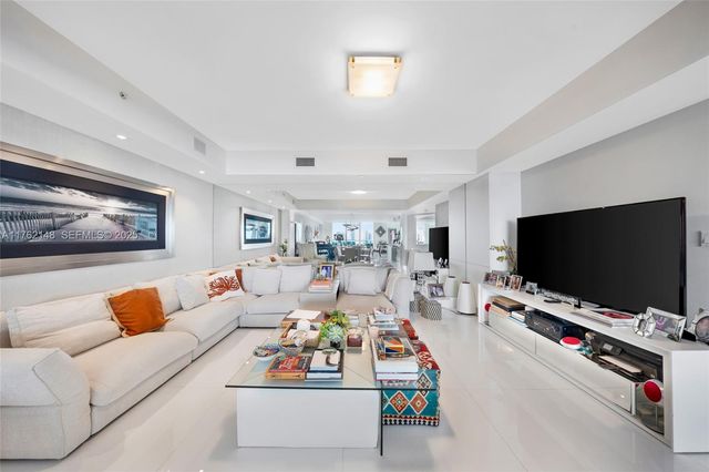 3301 NE 183rd Street 2406, Aventura, FL 33160