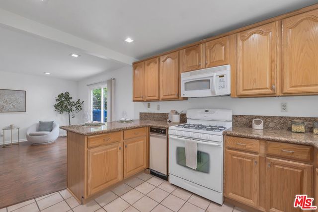 11700 Doral Avenue, Porter Ranch, CA 91326