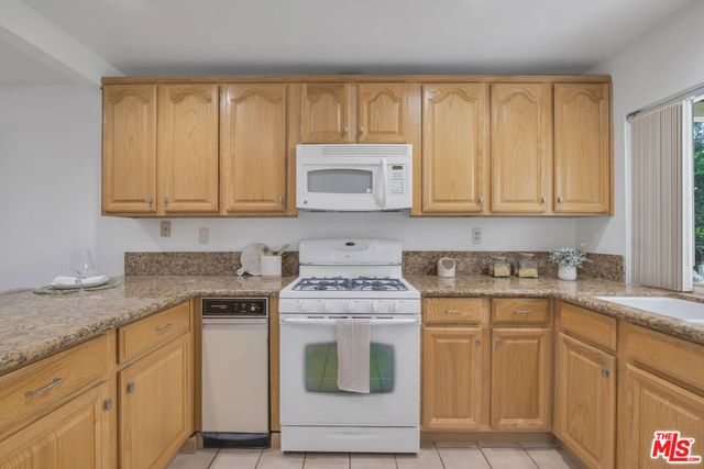 11700 Doral Avenue, Porter Ranch, CA 91326