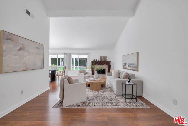11700 Doral Avenue, Porter Ranch, CA 91326