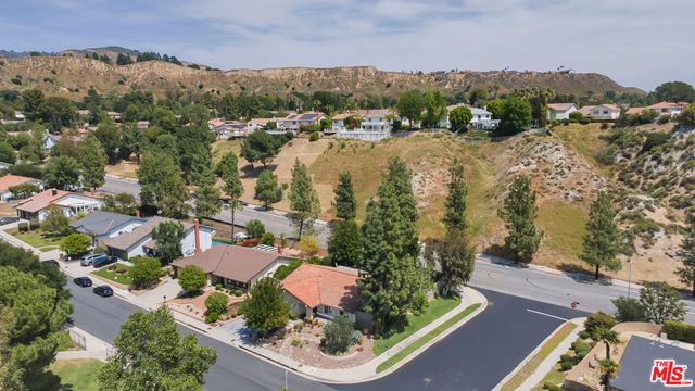 11700 Doral Avenue, Porter Ranch, CA 91326