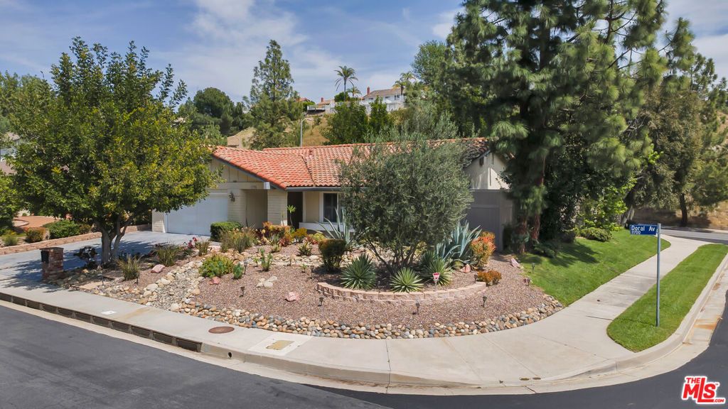 11700 Doral Avenue, Porter Ranch, CA 91326