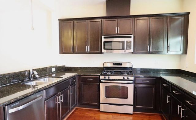 1517 Crafton Way, Raleigh, NC 27607