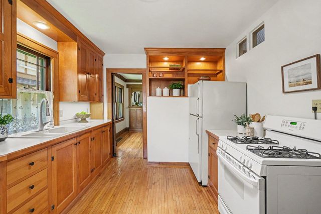 4605 Portland Avenue, Minneapolis, MN 55407