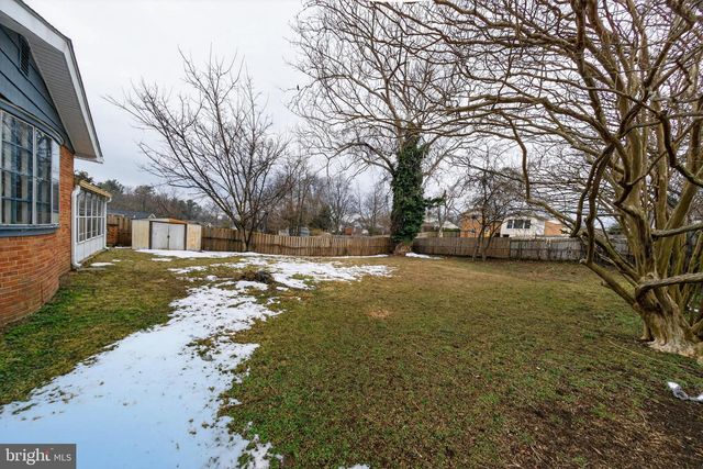 1030 CRESTHAVEN DR, Silver Spring, MD 20903