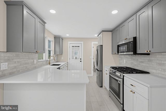 117 LOCUST AVE, Westville, NJ 08093