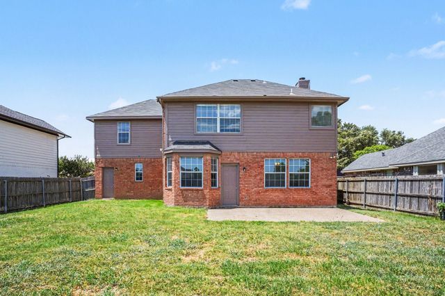 129 Hanover Street, Grand Prairie, TX 75052