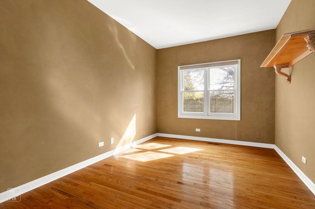 2820 Fairhauser Court, Naperville, IL 60564