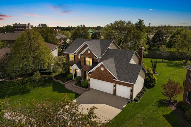 2820 Fairhauser Court, Naperville, IL 60564