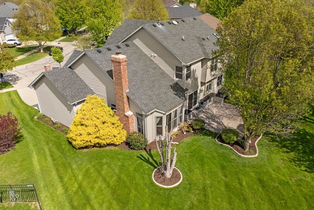 2820 Fairhauser Court, Naperville, IL 60564