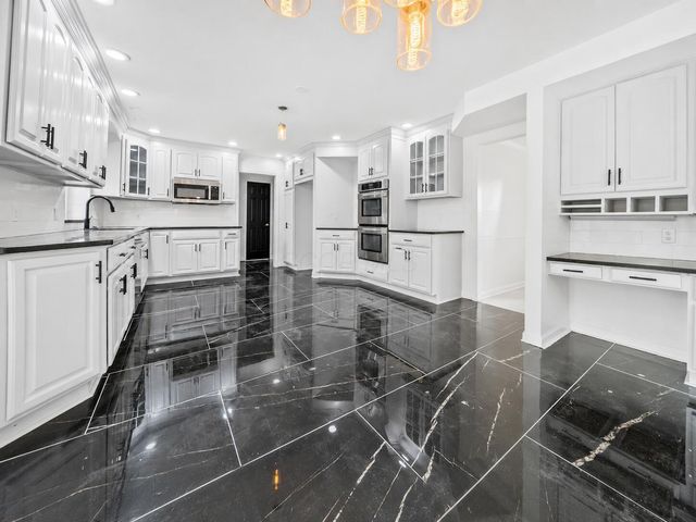 12671 Oakmere Drive, Pickerington, OH 43147